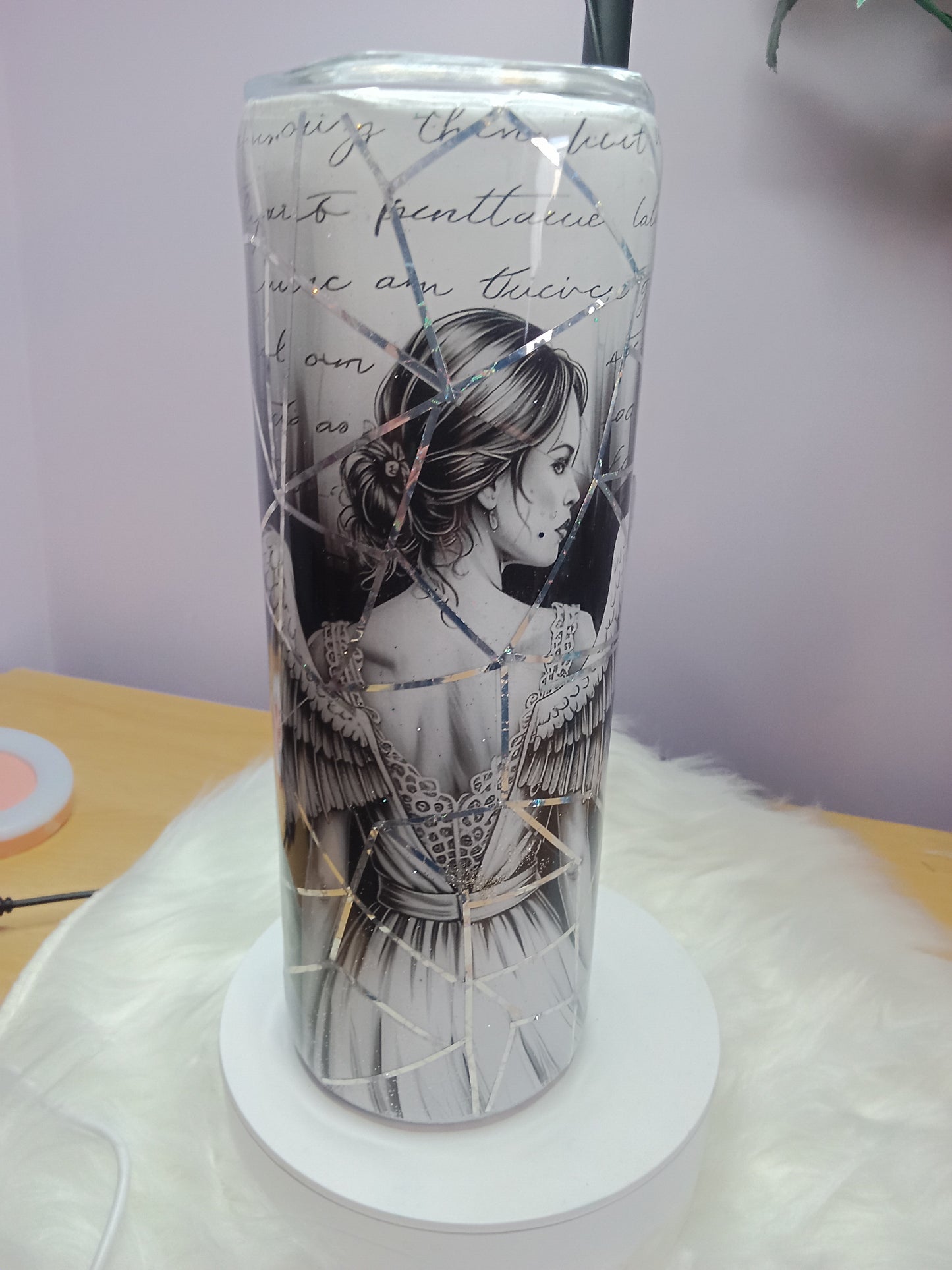 20 oz Tumbler shattered glass angel