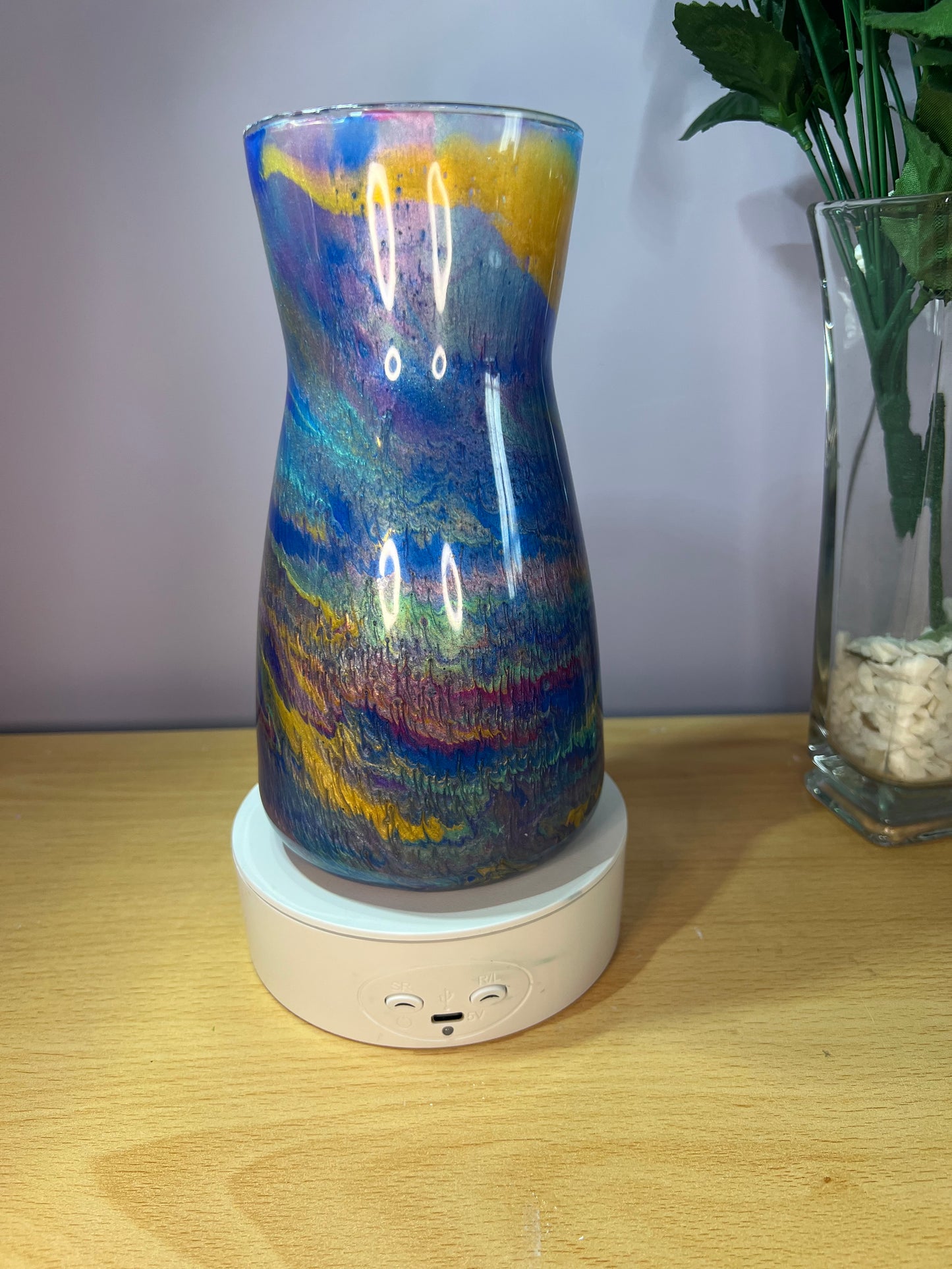 20cm/8inch glass resin vase