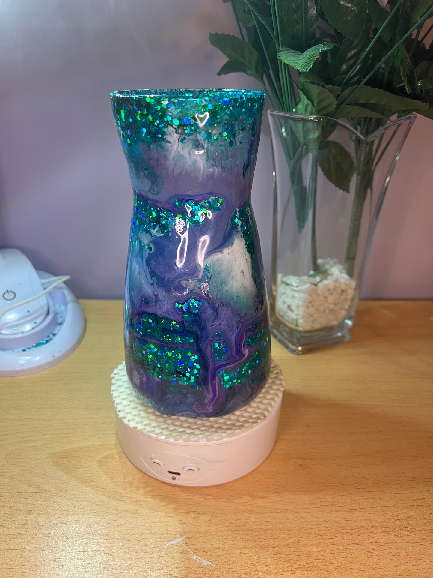 Glass vase with glitter base and ink drop design 20cm/8inch