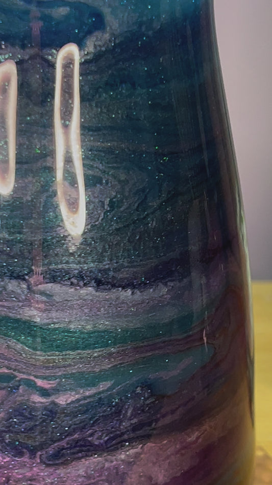 20cm/8inch glass resin vase